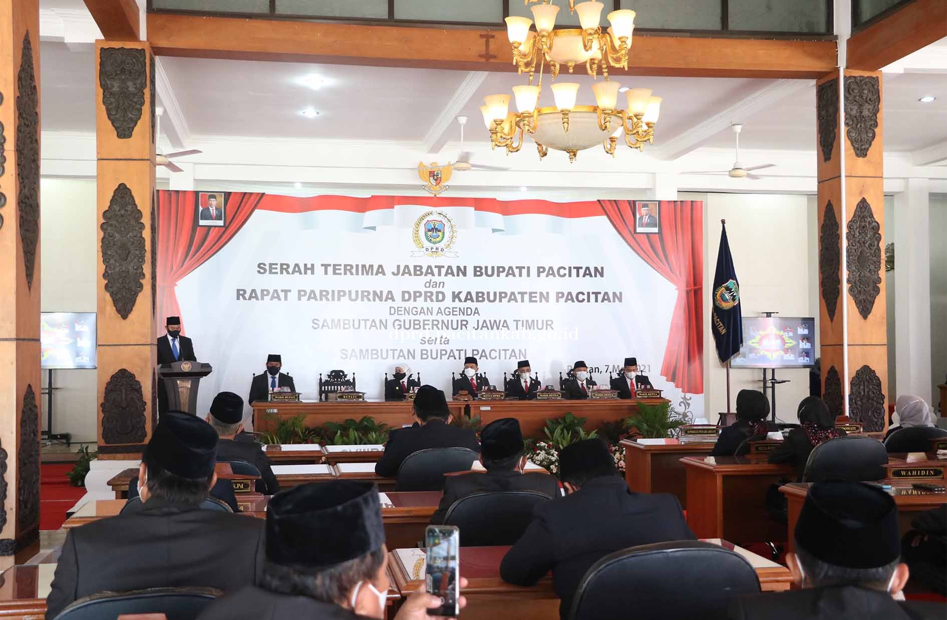Bupati Terpilih Sampaikan Pidato Perdana Di Hadapan Wakil Rakyat 