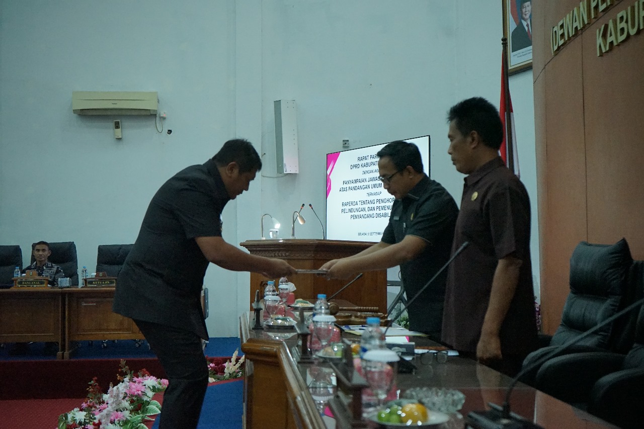 DPRD Terima Usulan Raperda dari Pemkab Pacitan tentang Penyandang Disabilitas